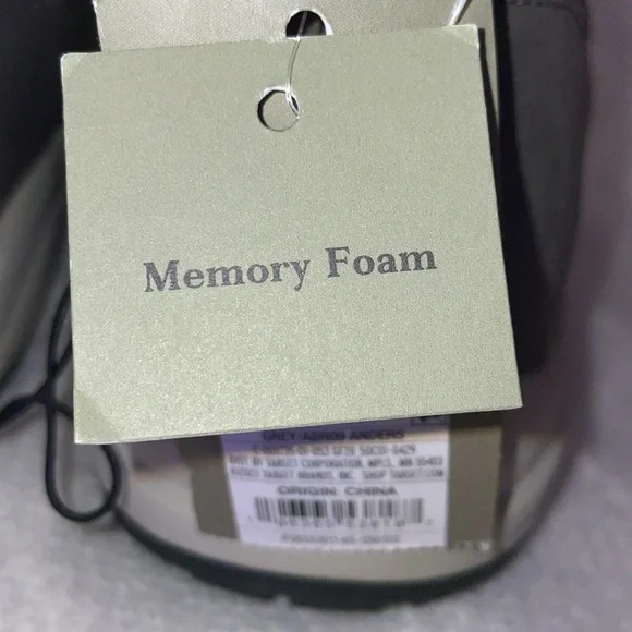 NWT Men's Size 10.5 Gray High-Top Sneakers. - Picture 4 of 7